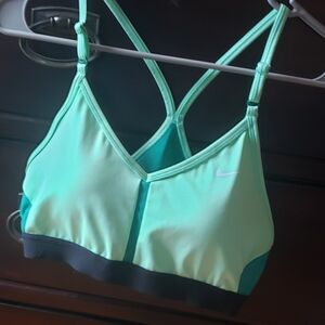 Women | Nike Sports Bra